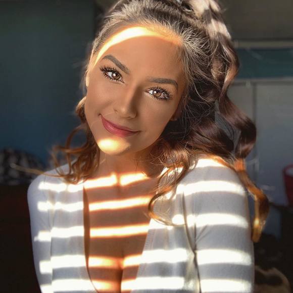 Meet your Posher, Ashley - Picture 1 of 1